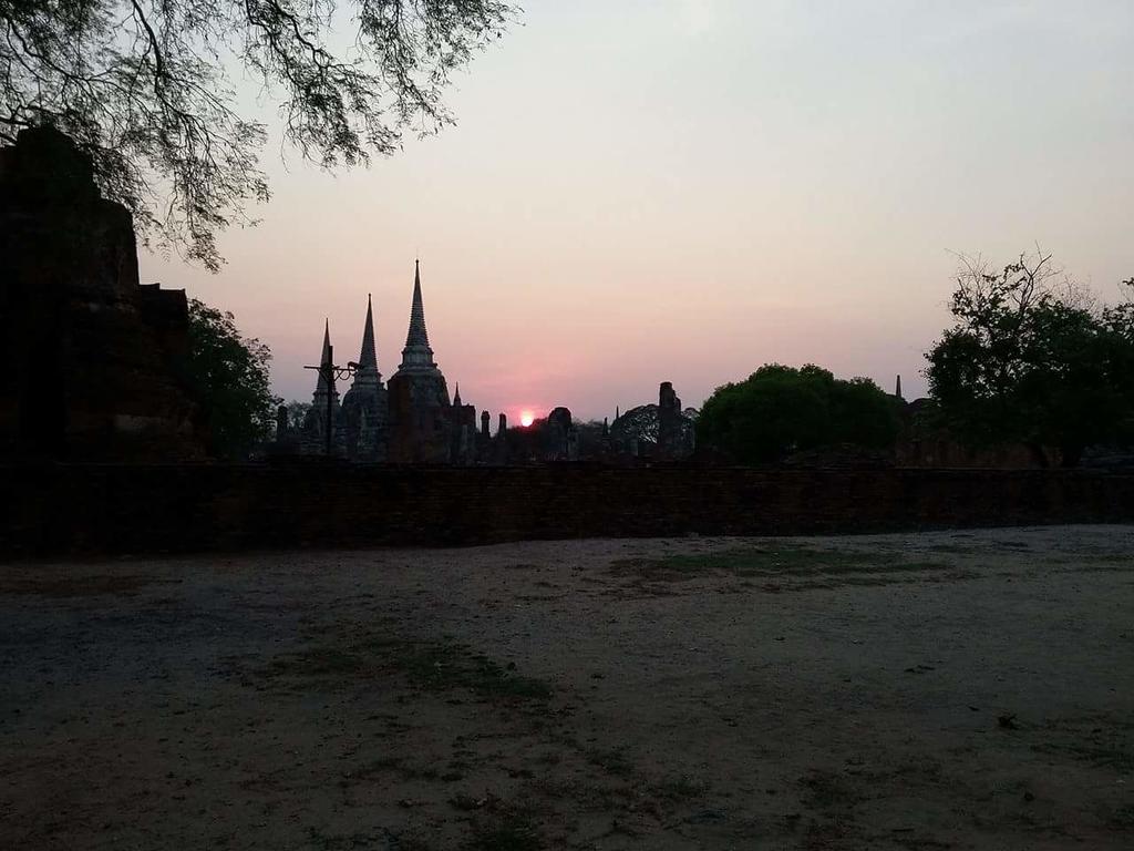 Brickhouse Ayutthaya Guesthouse Est 1986 Екстер'єр фото