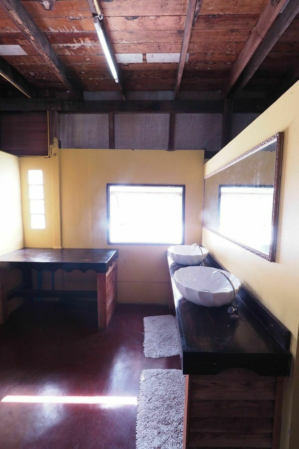 Brickhouse Ayutthaya Guesthouse Est 1986 Екстер'єр фото